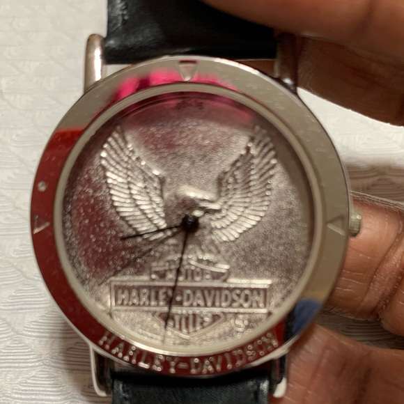 Authentic Harley Davidson watch - Picture 1 of 13